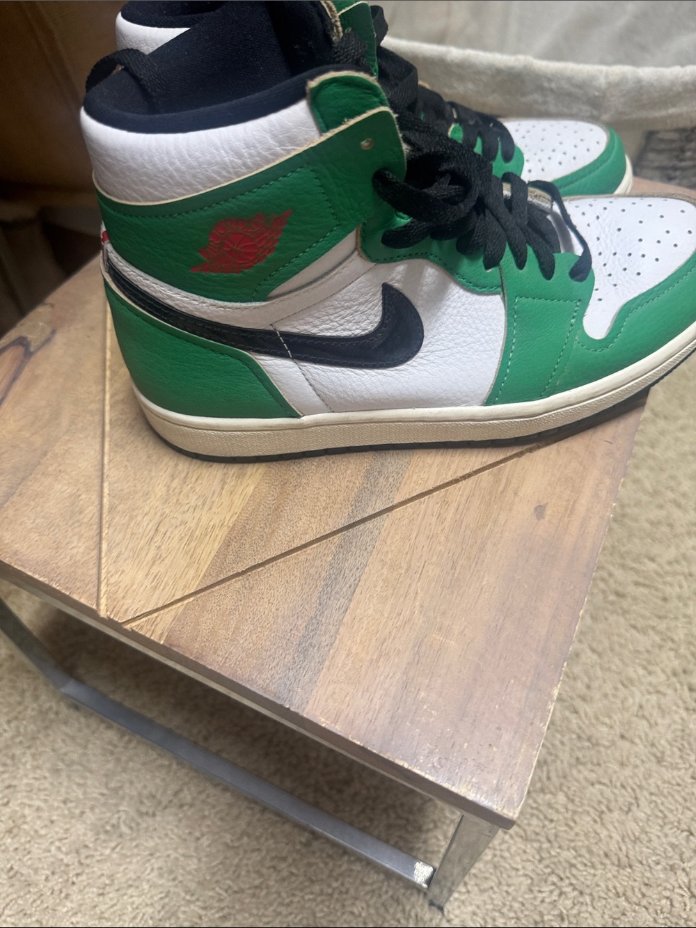 Nike mid lucky Jordan’s